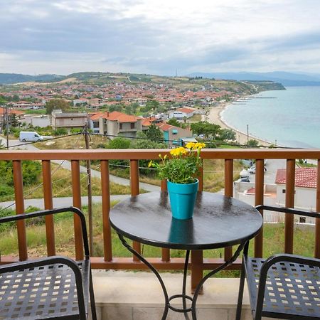 Tavani Villas Nea Roda Exterior foto