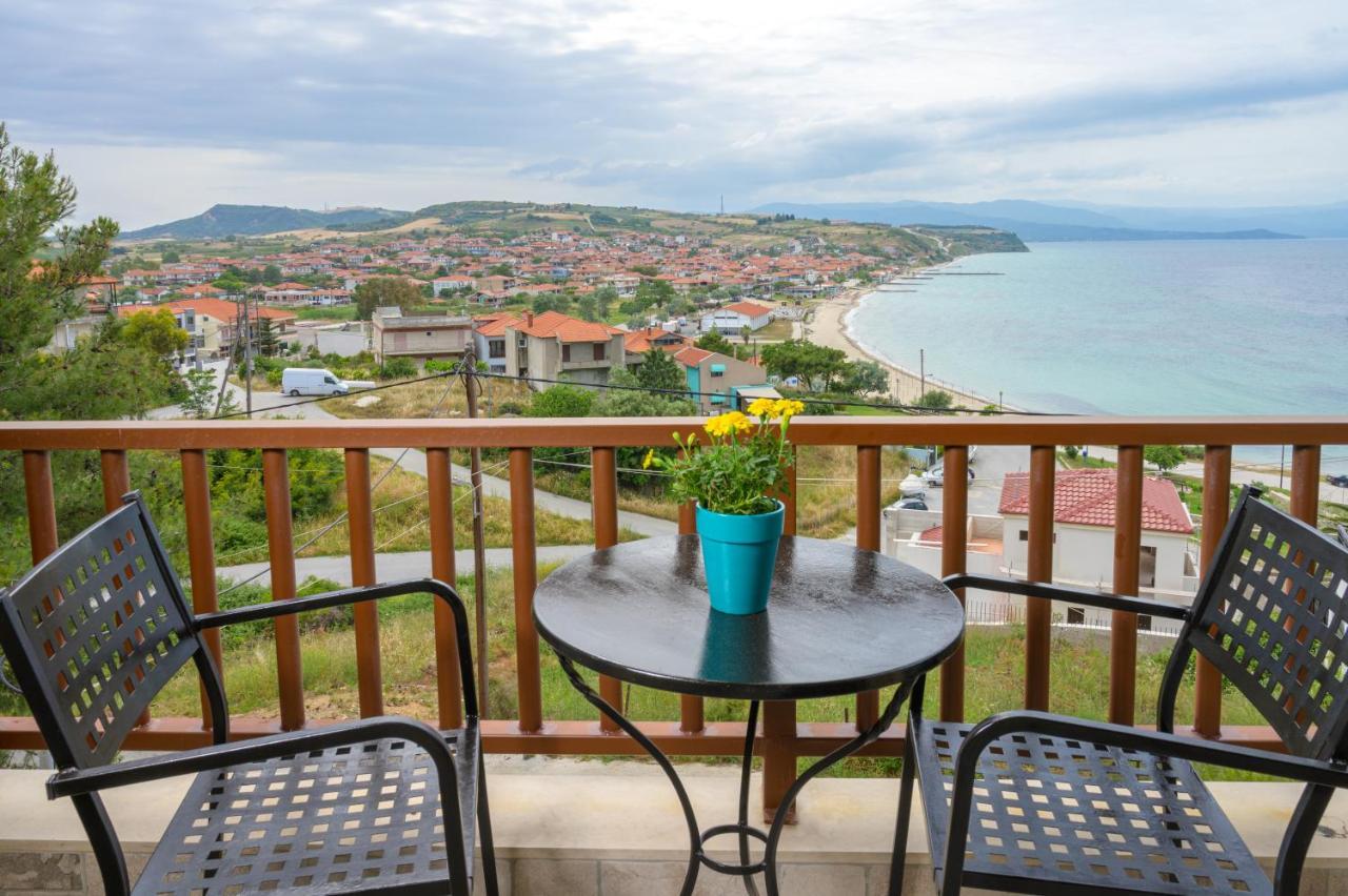 Tavani Villas Nea Roda Exterior foto