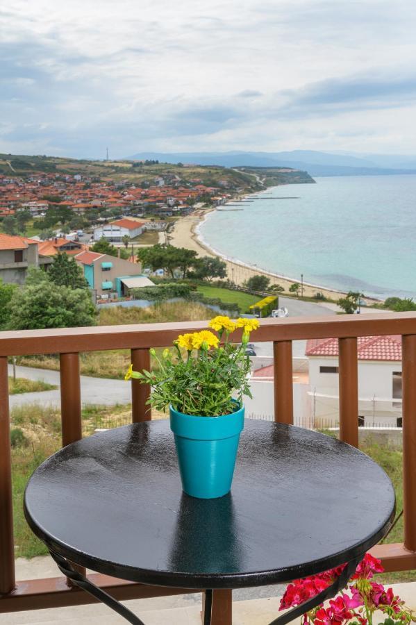 Tavani Villas Nea Roda Exterior foto